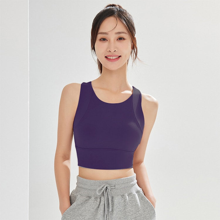 【兩件套裝¥6,990日圓】VEIMIA【不晃動運動內衣】活動自如，不易移位，從側邊和下緣提供支撐，讓您專注於活動。
